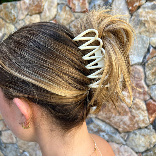 Georgette Claw - Pink or Cream