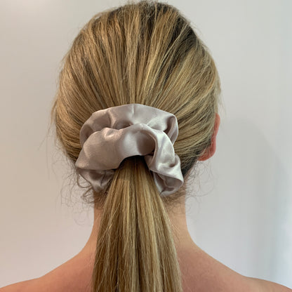 Silk Scrunchie - Champagne